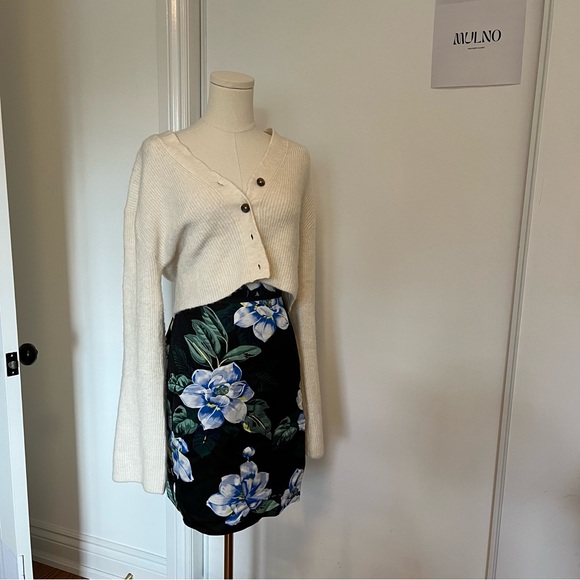 Banana Republic Pencil Skirt Floral Flower Size 0 Fits XS-S Black Green White - Picture 10 of 10